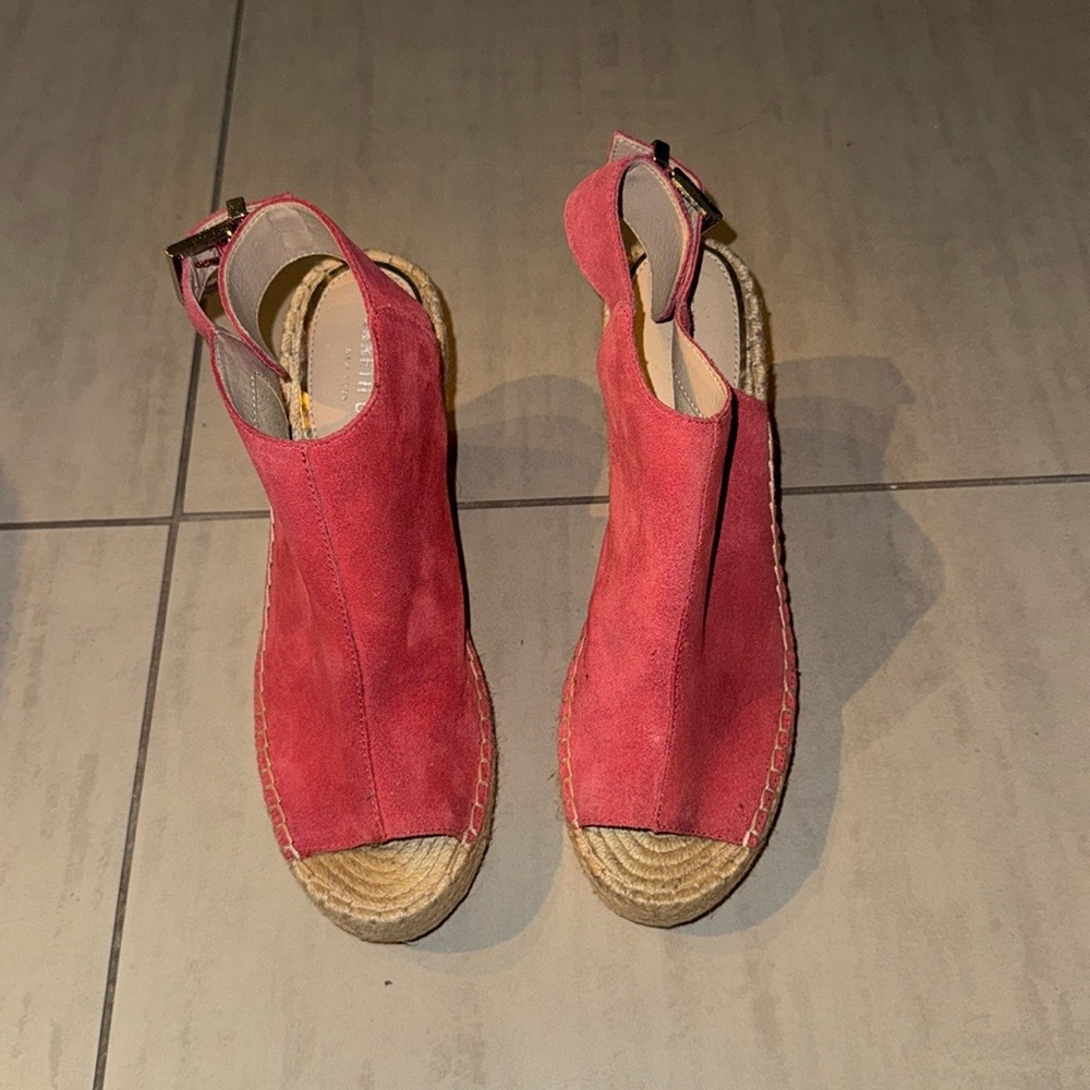 Women's Red Suede Sandals Kenneth Cole